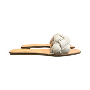 Marc Fisher Bolier Women's Flat Sandals (Ivory Cream, Size 7.5) Narrow Fit